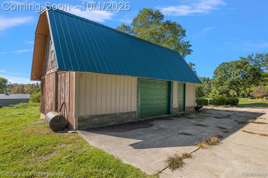8380 Pine Knob Road Clarkston, MI 48348 - Photo 30 of 33 Gallery Image 30