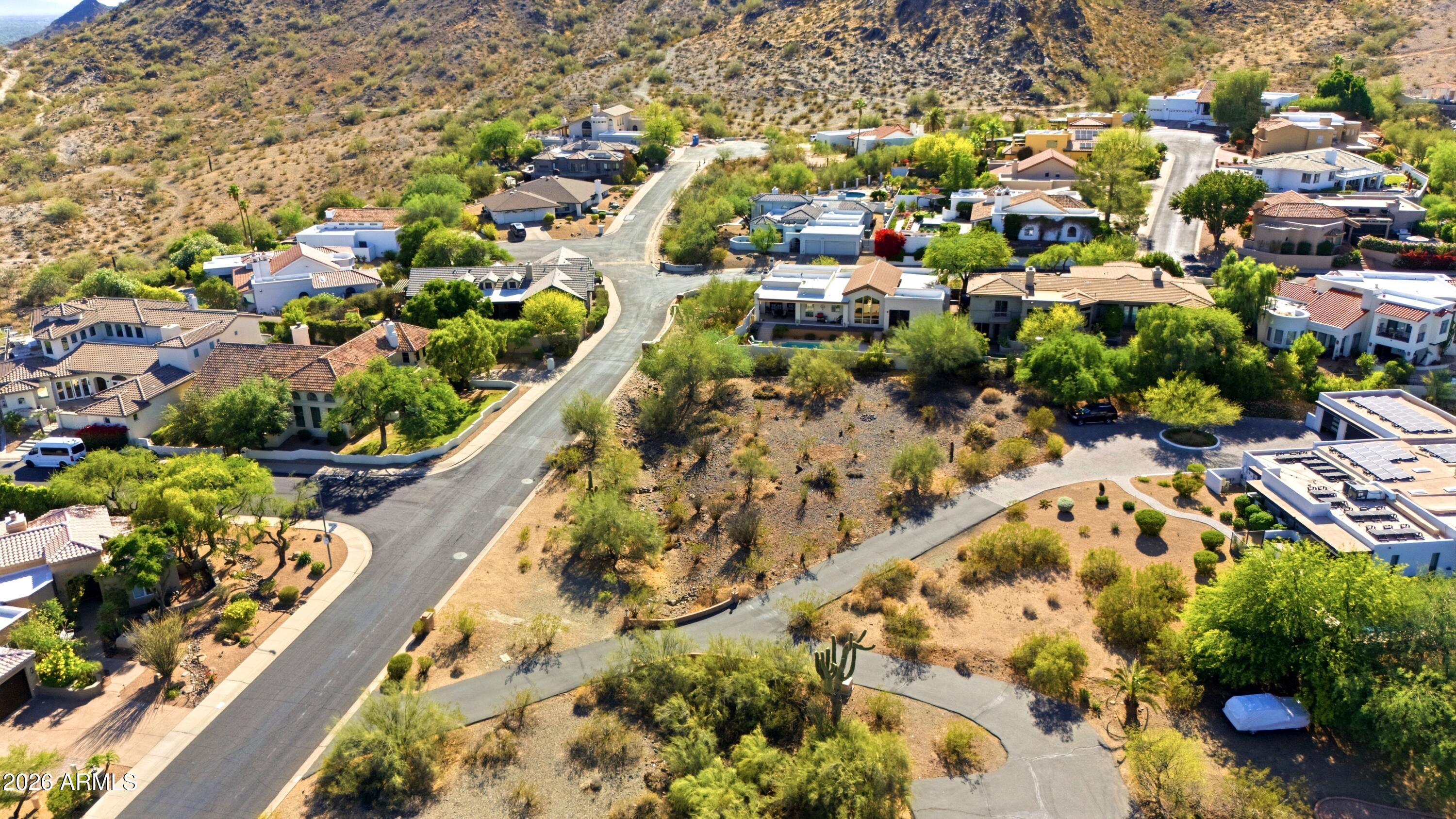 2260 East Mountain View Road Phoenix, AZ 85028 - Photo 17 of 27 2260_E_Mountain_View_Rd_11