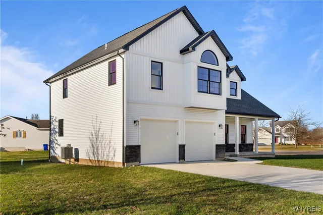 $549,900 | 4248 Scenic Drive, Lewiston, NY 14174