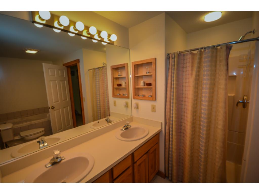 63 B Greenspring Road, Unit B West Dover, VT 05356 - Photo 13 of 19 Gallery Image 13