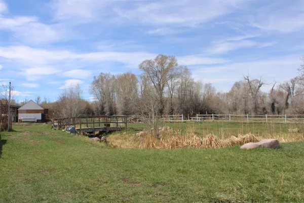 $499,000 | 12699 Highway 410, Robertson, WY 82944