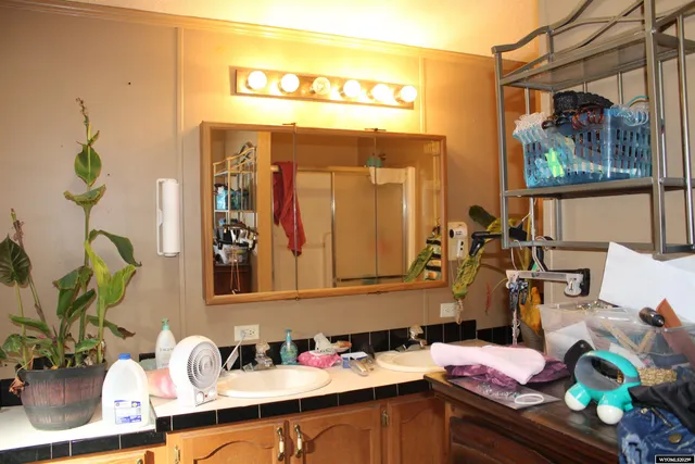 $499,000 | 12699 Highway 410, Robertson, WY 82944