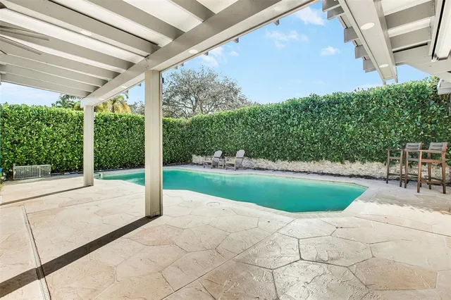 $5,200 | 10918 Northwest 56th Court, Coral Springs, FL 33076