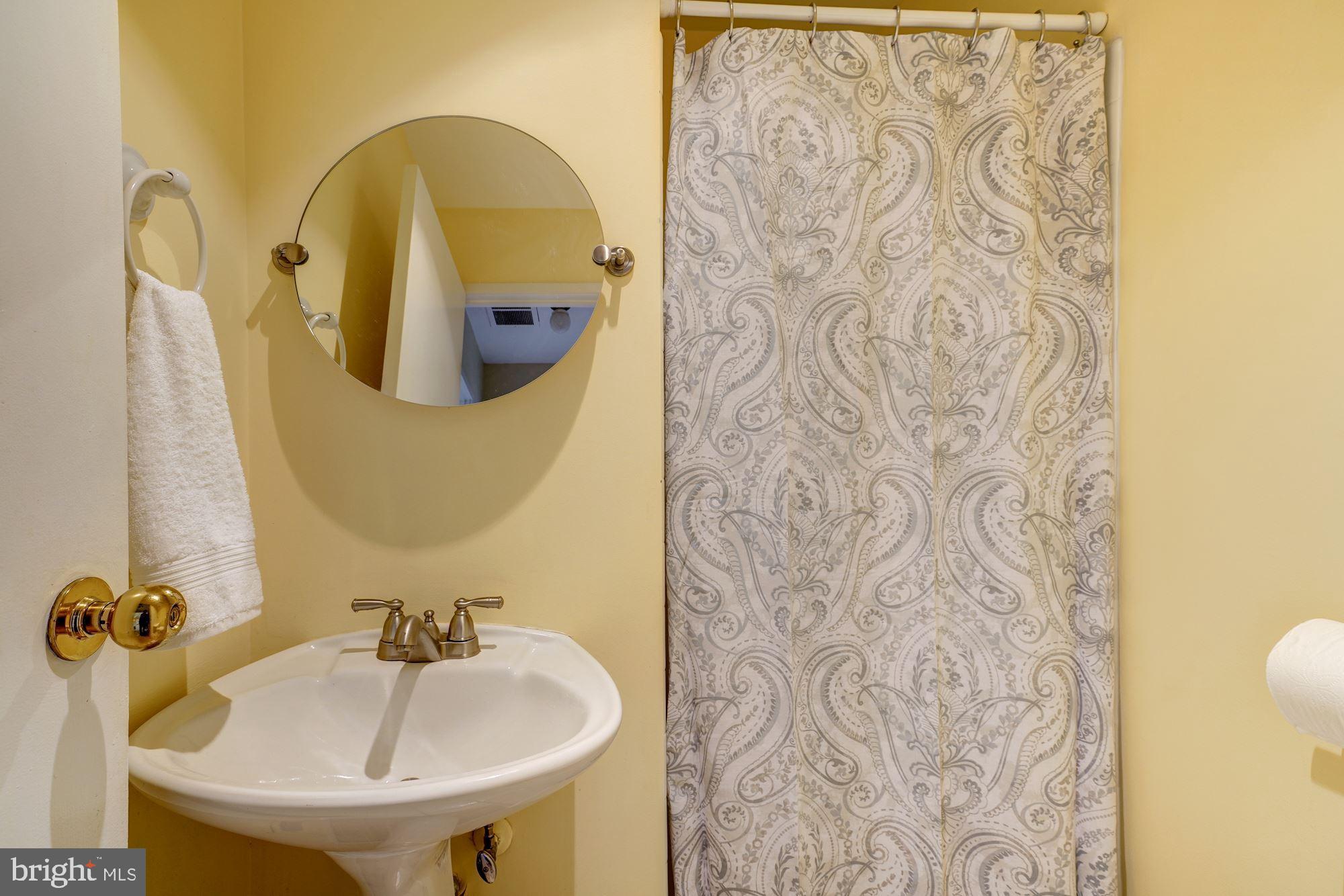 8023 Fenway Road Bethesda, MD 20817 - Photo 25 of 50 Gallery Image 25