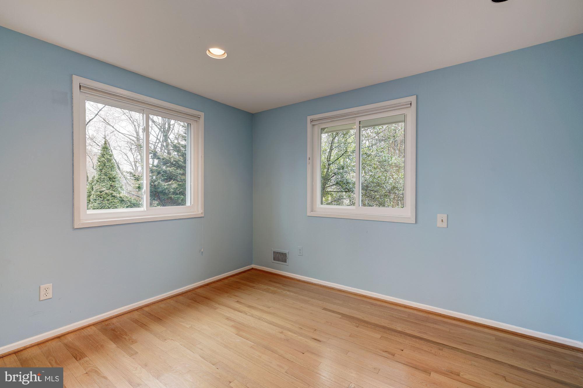 8023 Fenway Road Bethesda, MD 20817 - Photo 37 of 50 Gallery Image 37