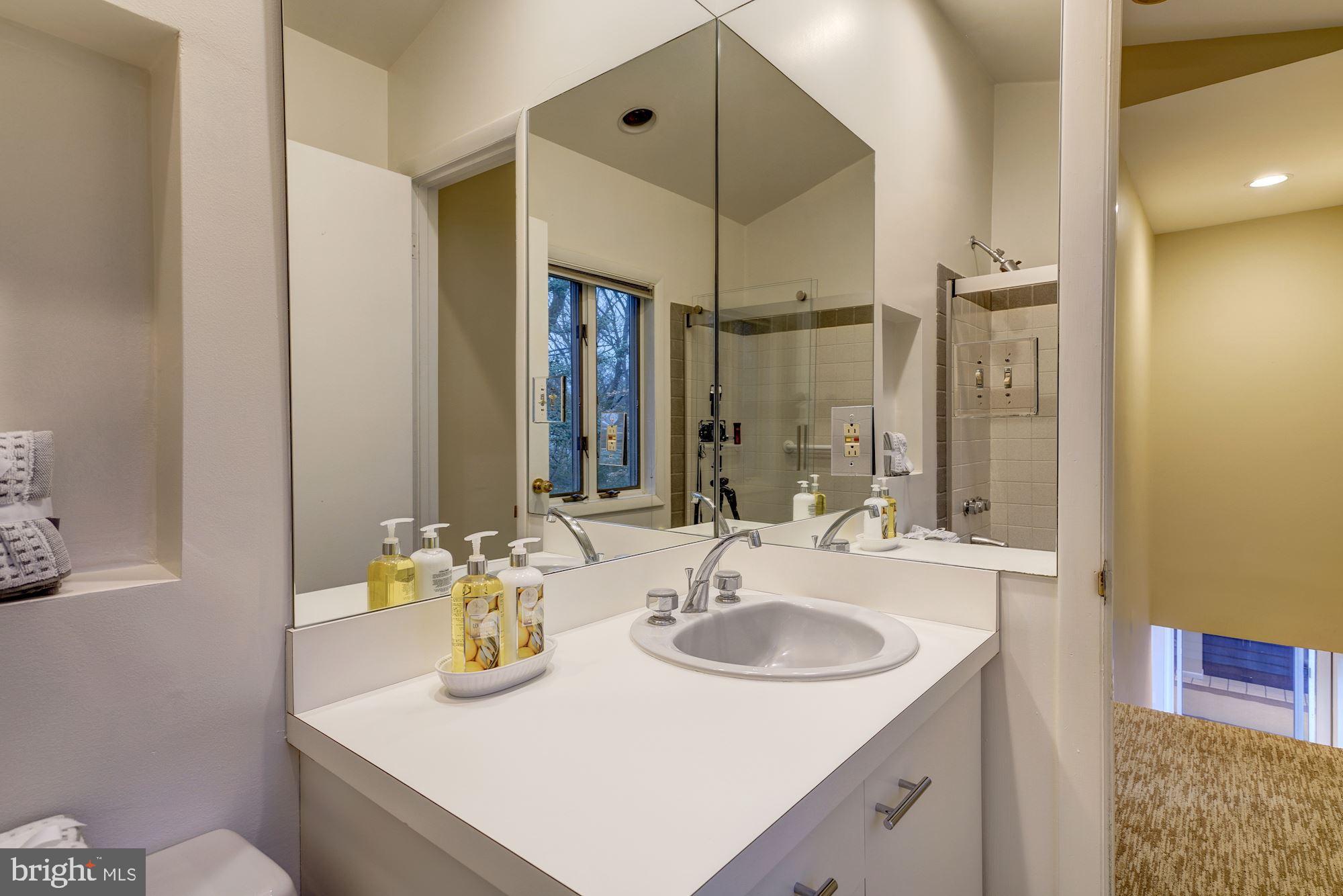 8023 Fenway Road Bethesda, MD 20817 - Photo 44 of 50 Gallery Image 44