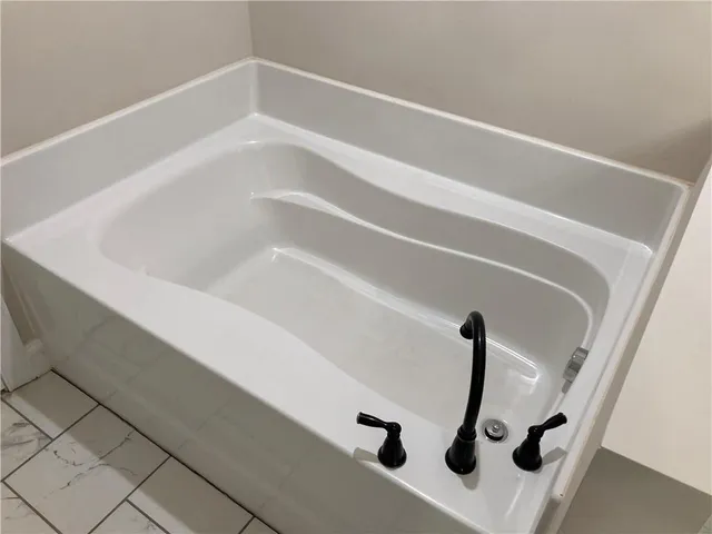 $2,200 | 3780 Highway 52, Dahlonega, GA 30533