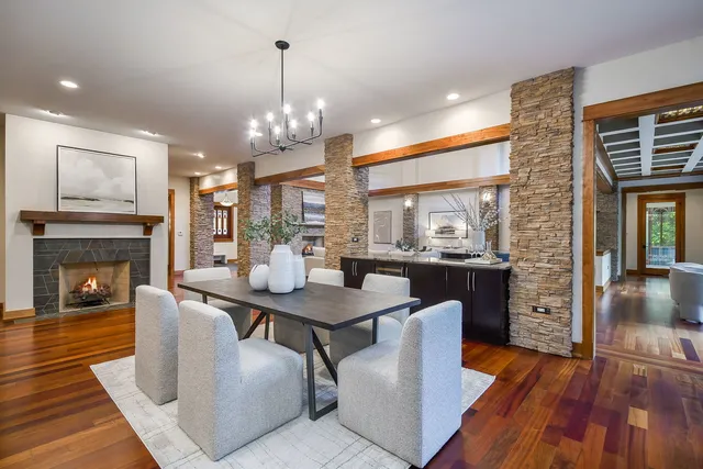 $2,599,000 | 908 Julian Court, Naperville, IL 60540