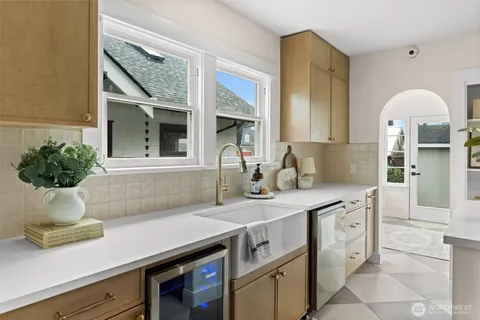 $900,000 | 3009 North 22nd Street, Tacoma, WA 98406