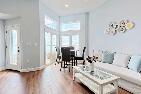 $799,000 | 6 Marina Drive, Unit 6, Hull, MA 02045