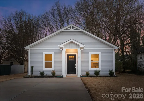 $185,000 | 1900 Wilson W Lee Boulevard, Statesville, NC 28677