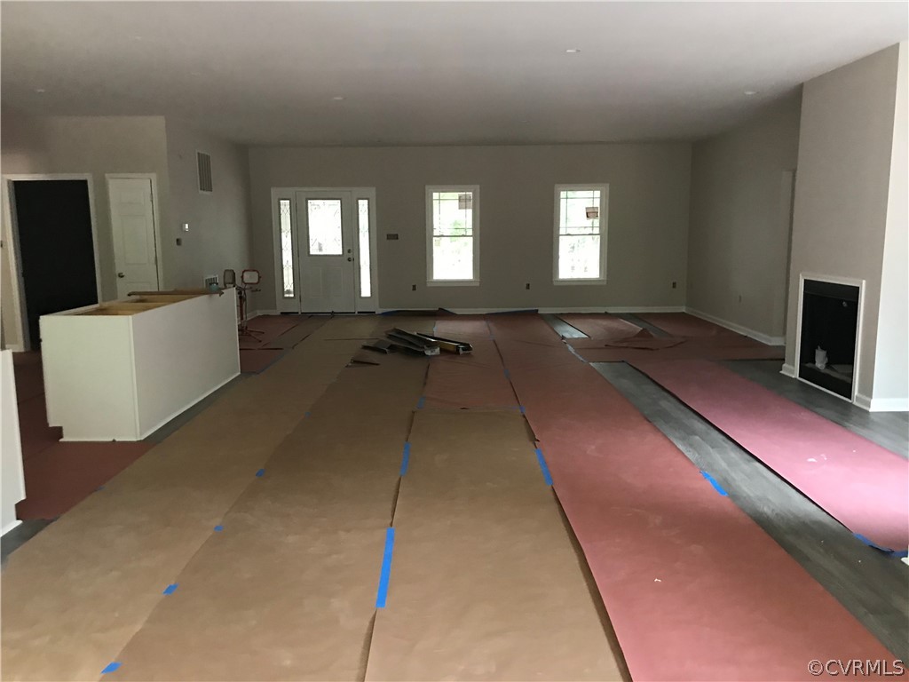 15200 Cooks Mill Road Lanexa, VA 23089 - Photo 3 of 14 Gallery Image 3