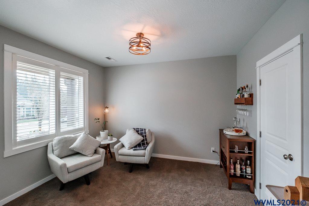 2672 Oak Ridge Street Northwest Albany, OR 97321 - Photo 11 of 41 Gallery Image 11