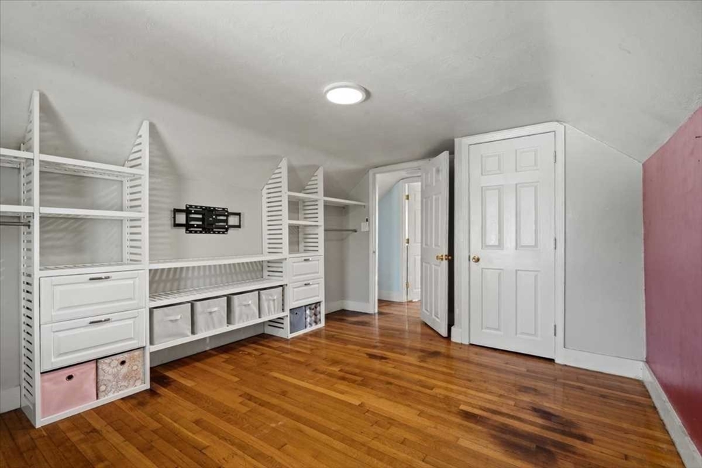 522 Grove Worcester Ma Worcester, MA 01605 - Photo 17 of 29