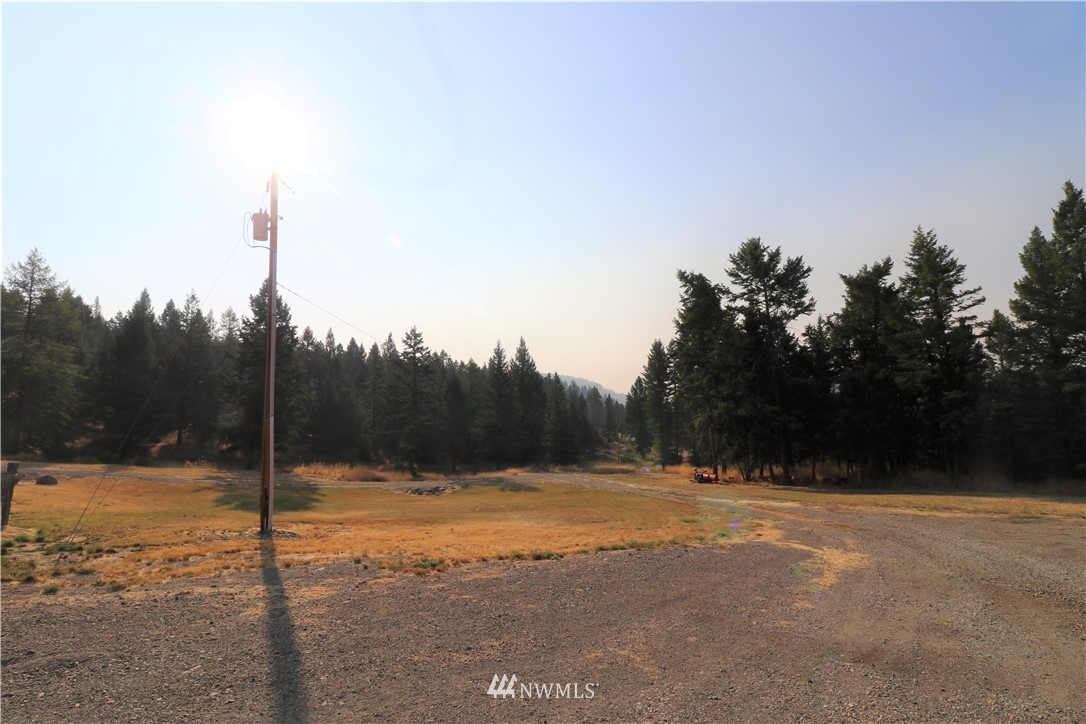 2677 State Rte 20 Wauconda, WA 98859 - Photo 7 of 39