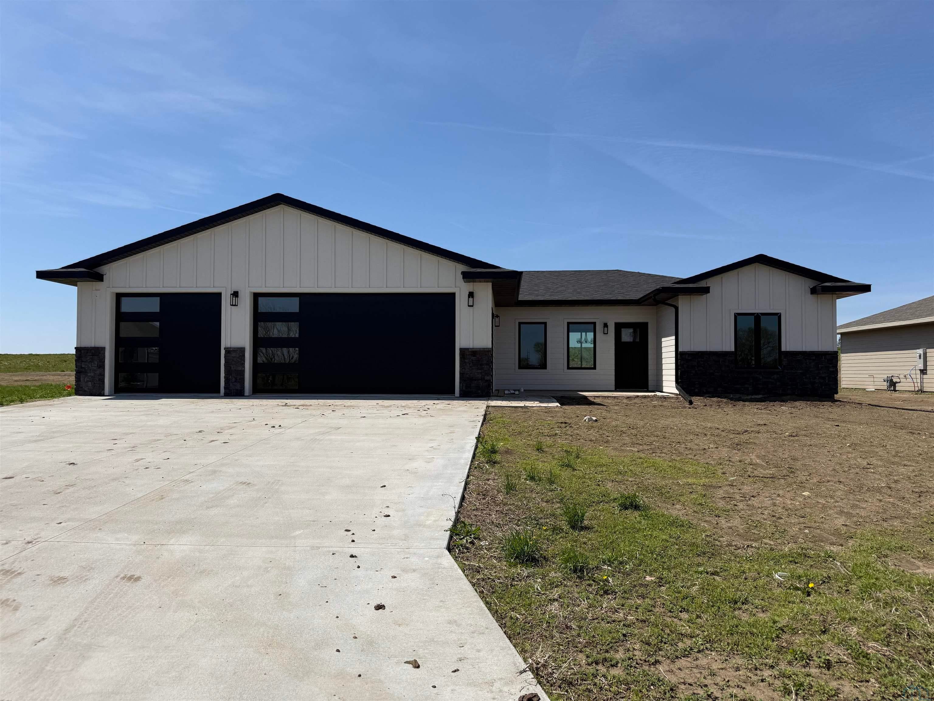 603 Mill Pond Road Rock Rapids, IA 51246 - Photo 1 of 11 Gallery Image 1