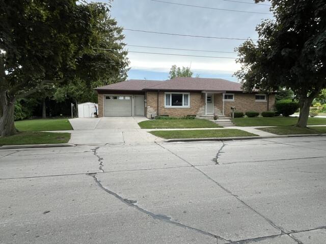 2504 South 8th Street Manitowoc, WI 54220 - Photo 2 of 24 View S8