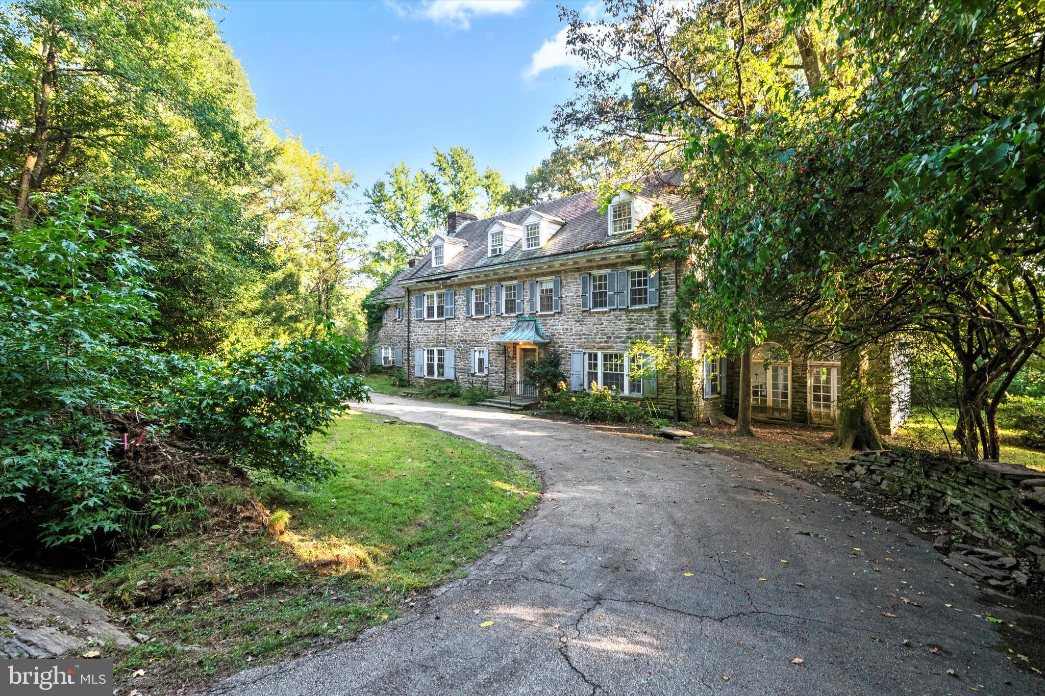 31 West Bells Mill Road Philadelphia, PA 19118 - Photo 1 of 32