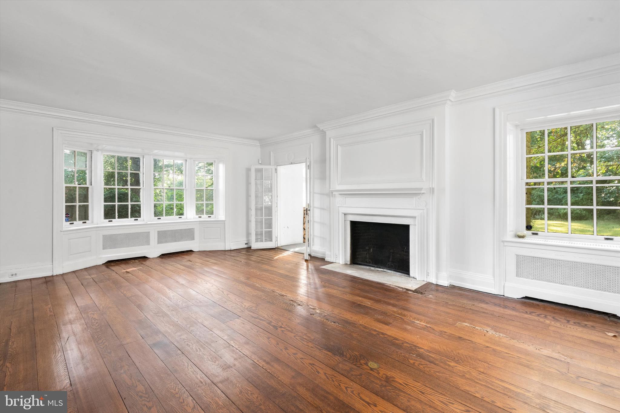 31 West Bells Mill Road Philadelphia, PA 19118 - Photo 12 of 32