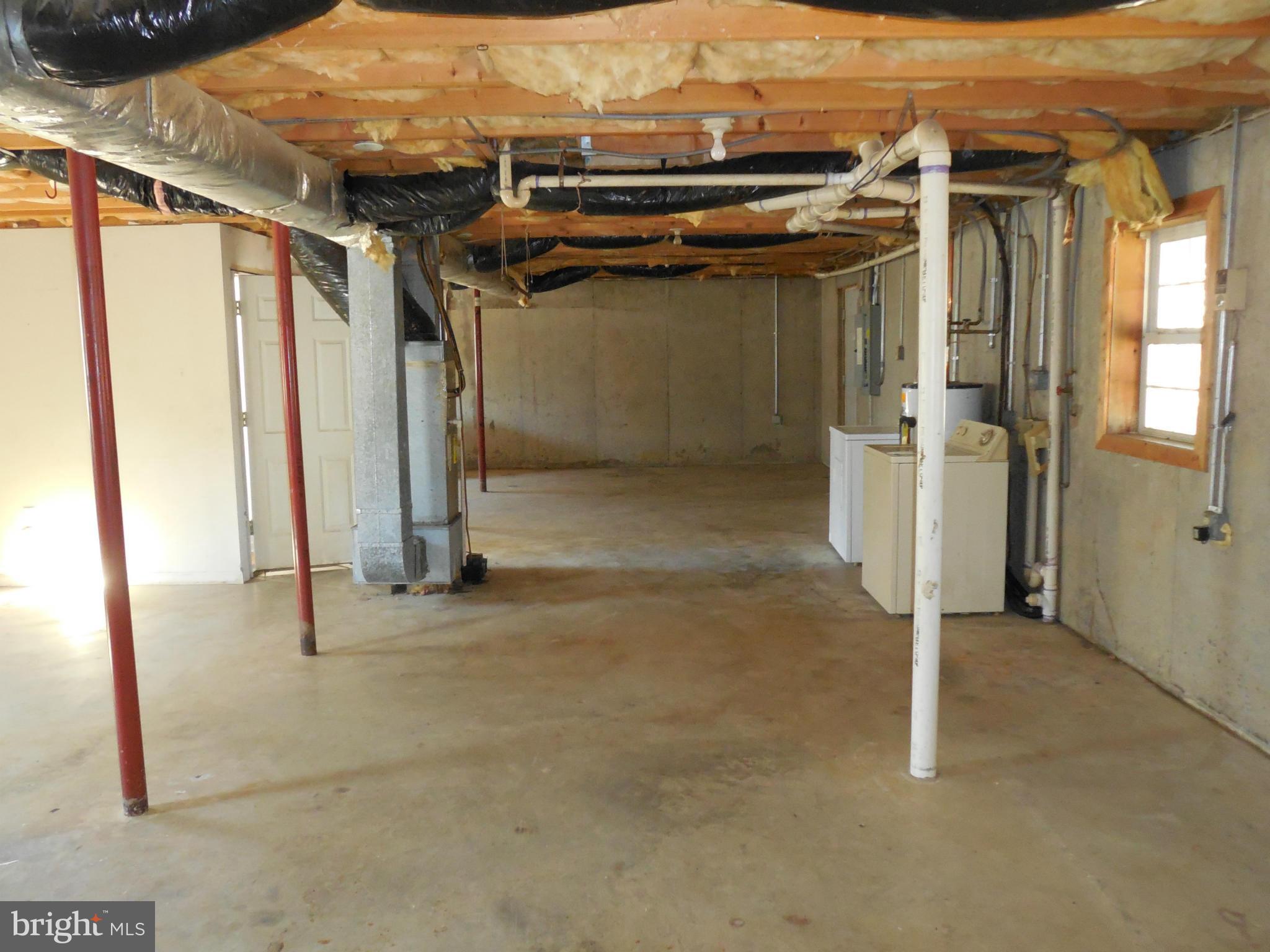 275 Cedar Ridge Drive Ruther Glen, VA 22546 - Photo 24 of 25 a view of a storage & utility room