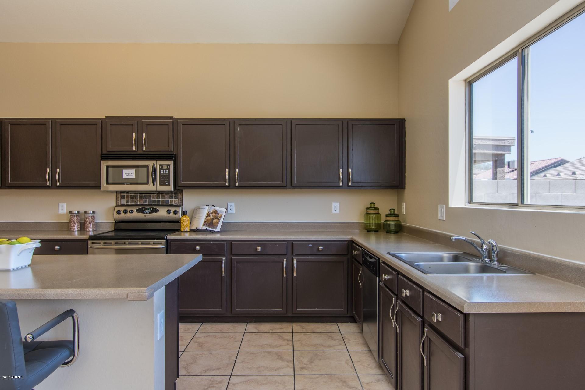 12721 West Calavar Road El Mirage, AZ 85335 - Photo 6 of 32 12721 W Calavar Rd El Mirage (7)