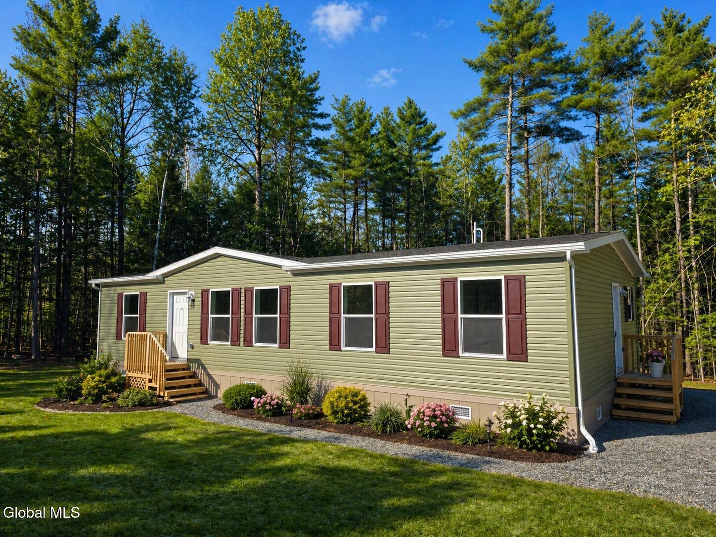 71 Ferris Road Chester, NY 12817 - Photo 4 of 34 Virtually Staged Image