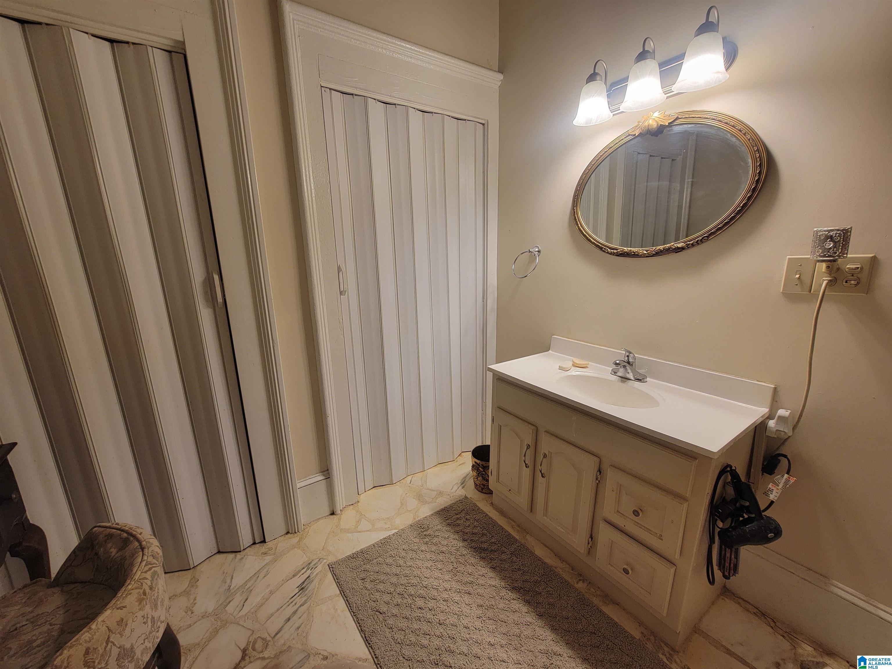 208 Chestnut Street Roanoke, AL 36274 - Photo 22 of 27