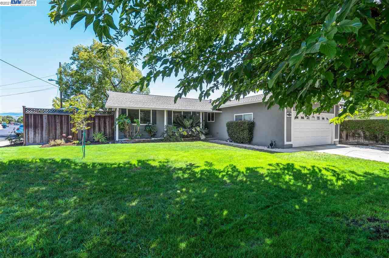 559 Ruth Way Livermore, CA 94550 - Photo 1 of 1 Gallery Image 1