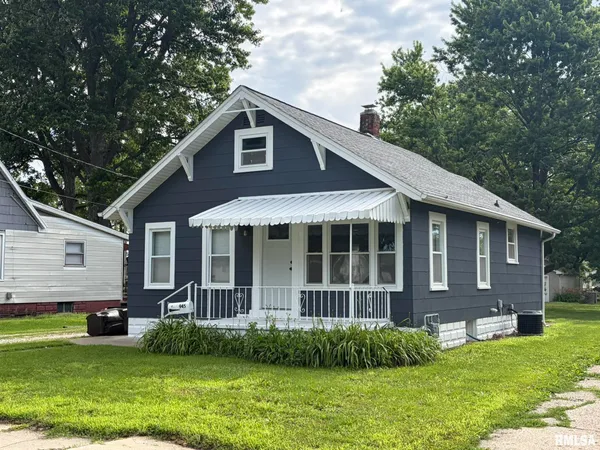 $87,500 | 945 North 5th Avenue, Canton, IL 61520