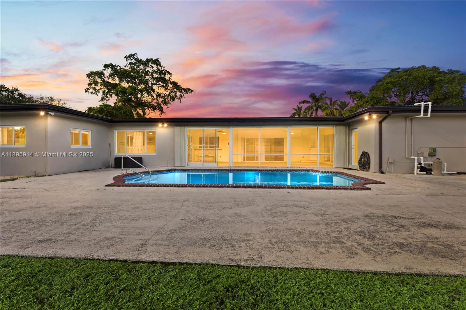 6150 Southwest 7th Street Plantation, FL 33317 - Photo 41 of 50 a view of outdoor space and yard