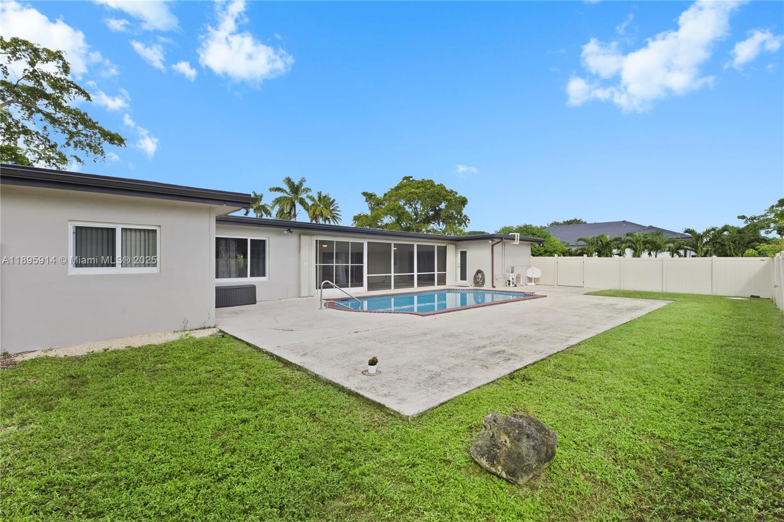 6150 Southwest 7th Street Plantation, FL 33317 - Photo 43 of 50 a view of house with backyard and garden