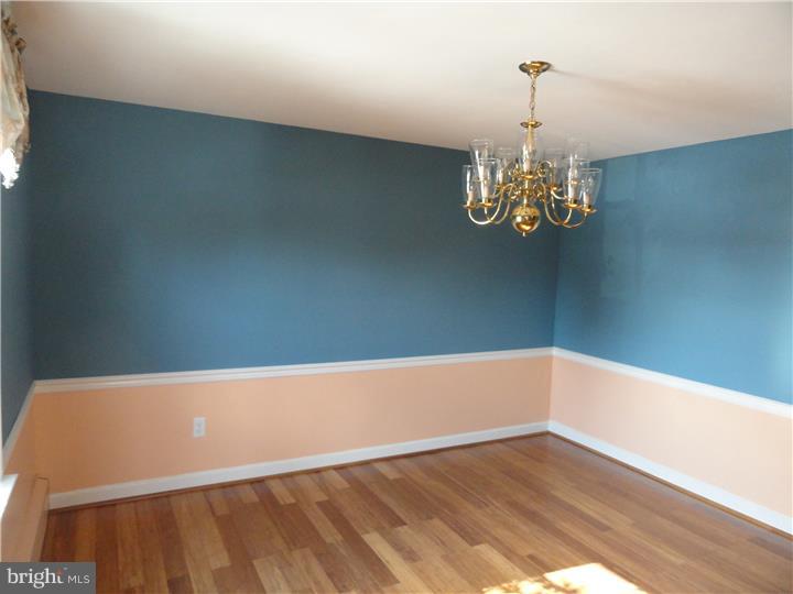809 Bluebell Road Warminster, PA 18974 - Photo 12 of 23 Gallery Image 12