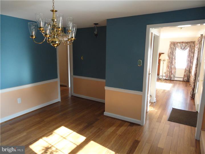 809 Bluebell Road Warminster, PA 18974 - Photo 14 of 23 Gallery Image 14