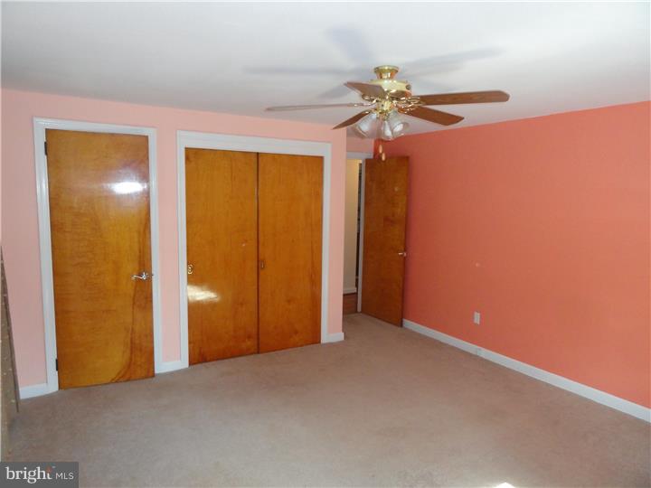 809 Bluebell Road Warminster, PA 18974 - Photo 15 of 23 Gallery Image 15