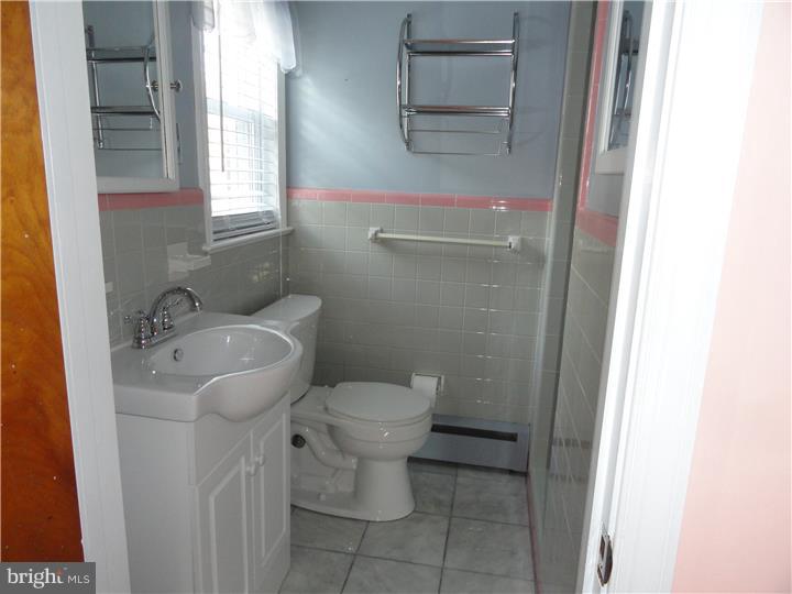 809 Bluebell Road Warminster, PA 18974 - Photo 16 of 23 Gallery Image 16