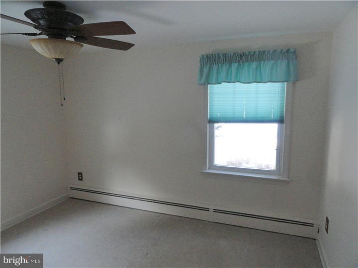 809 Bluebell Road Warminster, PA 18974 - Photo 17 of 23 Gallery Image 17