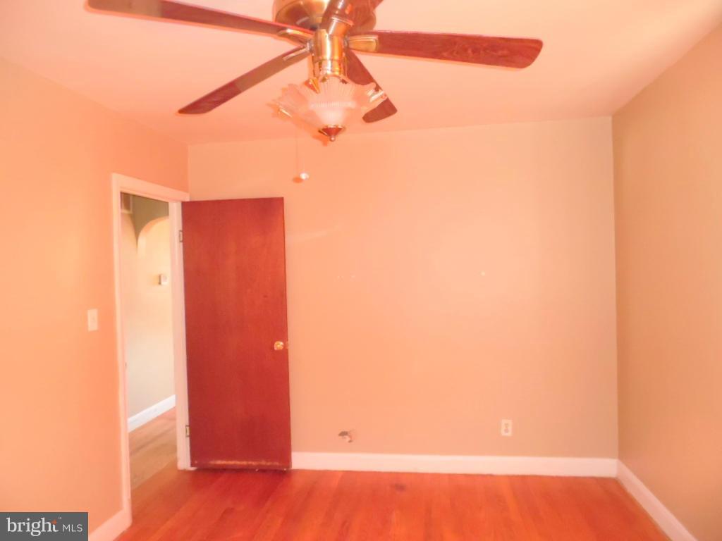 2422 Plainfield Road Dundalk, MD 21222 - Photo 11 of 14 a view of a small space