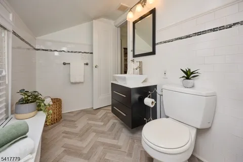 $949,000 | 7 Sunset Terrace, Maplewood, NJ 07040