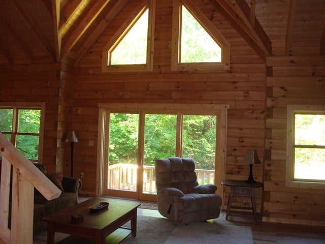 3285 Brush Road Lewisburg, WV 24901 - Photo 9 of 47 Living Room