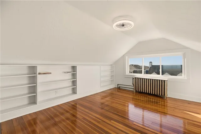 $2,100 | 31 Bayside Avenue, Unit 4, Newport, RI 02840