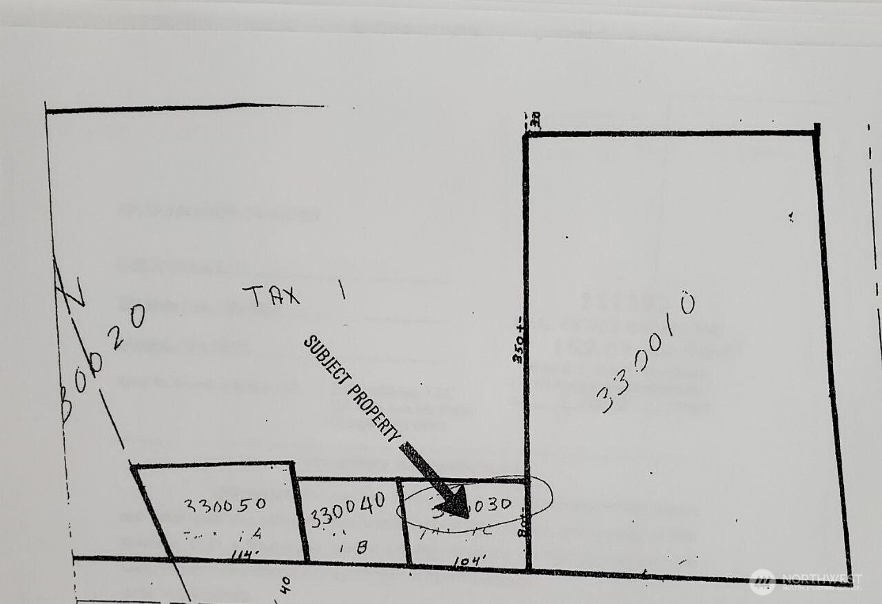 12 Chabot Road Copalis Beach, WA 98535 - Photo 9 of 18 a bathroom with a shower and a shower