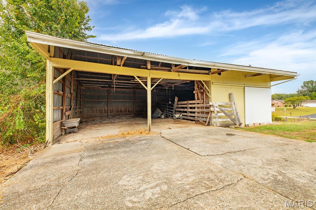 33877 Delhi Road Brighton, IL 62012 - Photo 23 of 57 Gallery Image 23