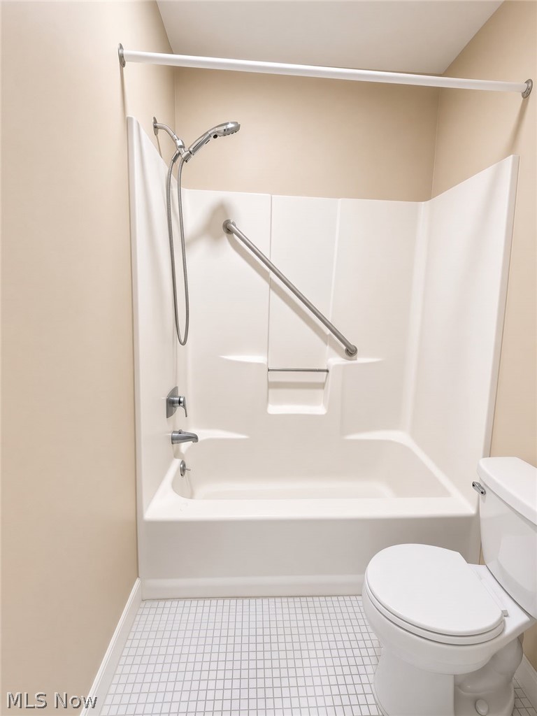 3420 Mayfield Road Cleveland Heights, OH 44118 - Photo 10 of 14 Gallery Image 10