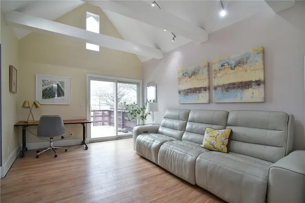 $2,400 | 2331 Edgemere Drive, Greece, NY 14612