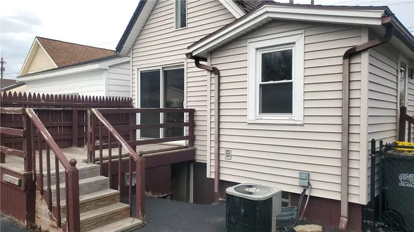 $2,400 | 2331 Edgemere Drive, Greece, NY 14612