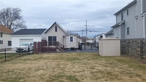 $2,400 | 2331 Edgemere Drive, Greece, NY 14612