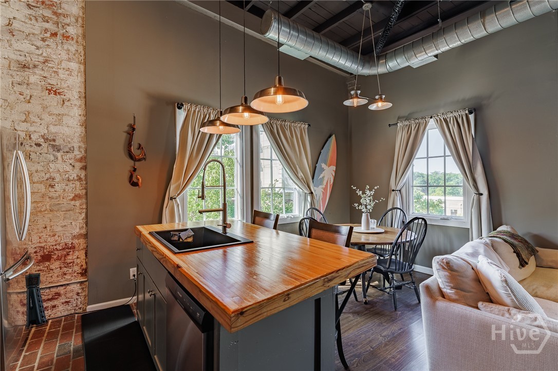 269 North Hull Street, Unit 212 Athens, GA 30601 - Photo 12 of 26