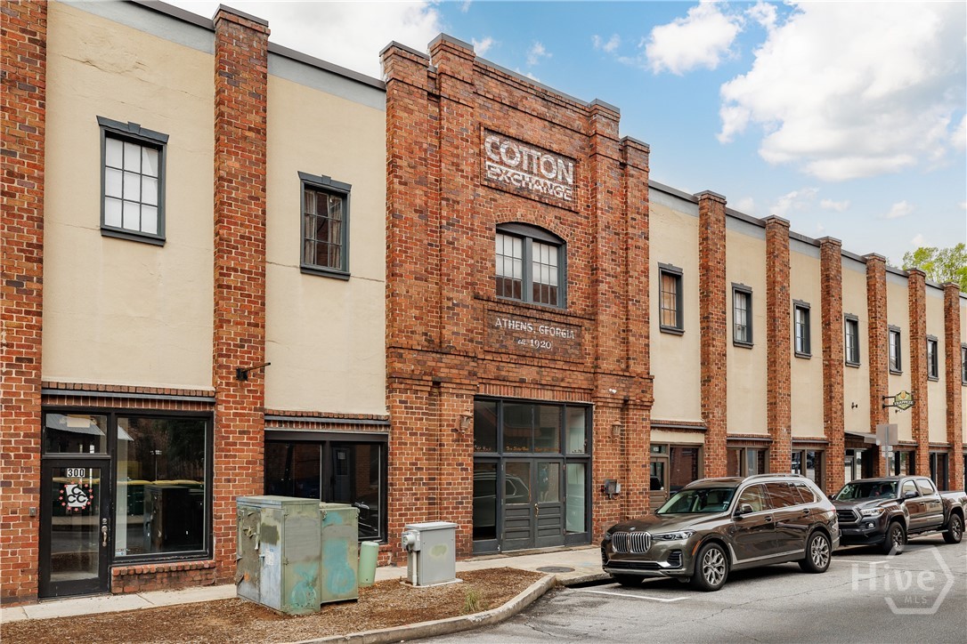 269 North Hull Street, Unit 212 Athens, GA 30601 - Photo 2 of 26