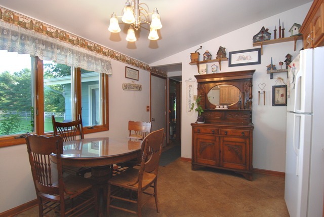 8808 Regnier Road Hebron, IL 60034 - Photo 11 of 20