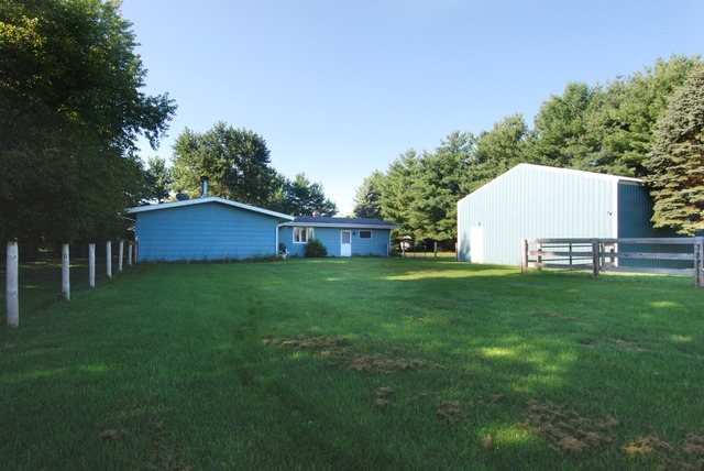 8808 Regnier Road Hebron, IL 60034 - Photo 2 of 20